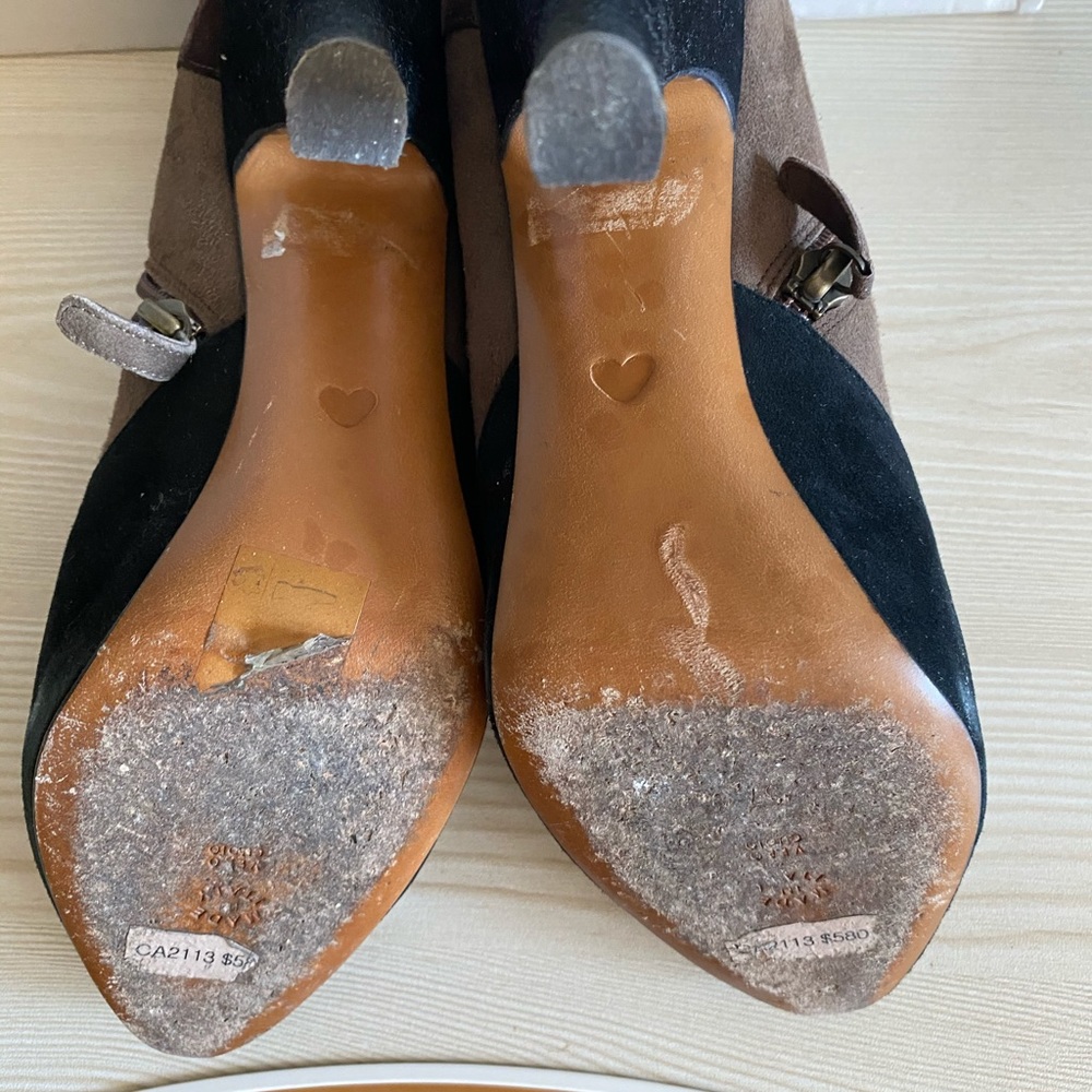 Designer Booties - Picture 4 of 6